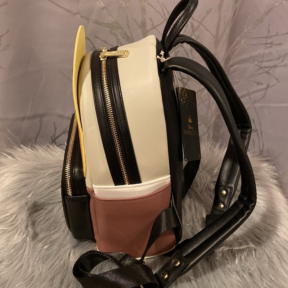 BNWT RARE Sleeping Beauty Princess Briar Rose Loungefly 3D Backpack - Picture 4 of 7